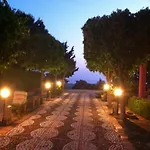Surriano شاكا